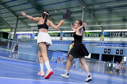 Tập pickleball cả năm để thắng sếp ở team building