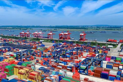 Kinh tế ASEAN+3 trước áp lực kép từ giá dầu và gián đoạn chuỗi cung ứng