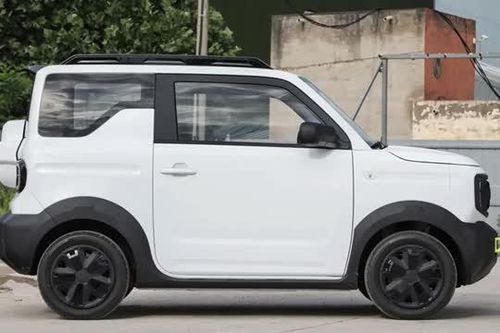 Xe điện mini đậm chất off-road, giá gần 200 triệu đồng