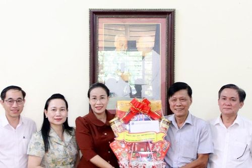 Người cao tuổi là vốn quý của gia đình và xã hội