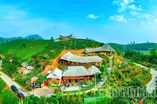 Giữ chân du khách từ 'gốc' văn hóa bản địa
