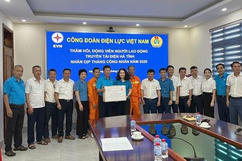 Công đoàn Điện lực Việt Nam động viên người lao động Truyền tải điện Hà Tĩnh nhân Tháng Công nhân năm 2026