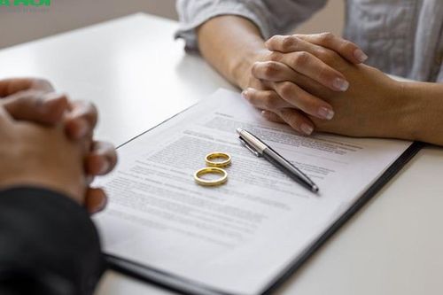 Có những vết thương gia đình không nhìn thấy ngay, nhưng âm thầm theo con trẻ suốt nhiều năm