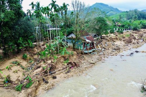 130 hộ dân vùng sạt lở Khe Tre sắp được bảo vệ bởi dự án 65 tỷ đồng