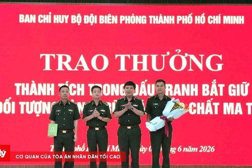 Khen thưởng đơn vị triệt phá đường dây ma túy, bắt 3 đối tượng