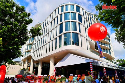 Thị thực nhân lực cho siêu đô thị TP Hồ Chí Minh - Bài cuối: Tháo 'nút thắt' thể chế cho nhân tài