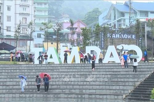 Tam Đảo hướng tới mục tiêu phát triển du lịch bốn mùa