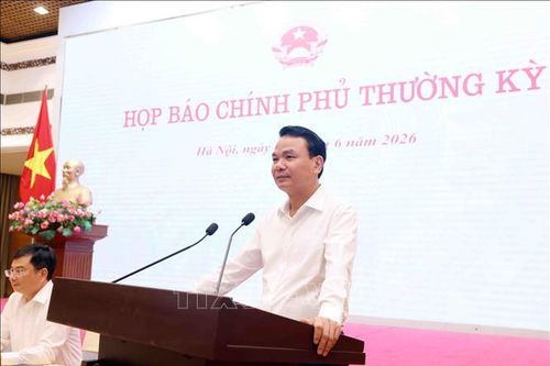 Gỡ thực chất khó khăn để tăng trưởng gắn với ổn định kinh tế vĩ mô