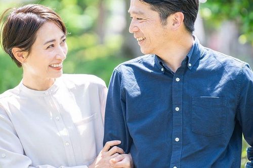 Đừng chỉ nói 'Anh yêu em', phụ nữ trung niên mong được nghe 7 điều này mỗi ngày
