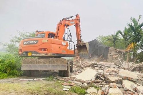 Ai sẽ là người nhận tiền thu hồi đất khi 'sổ đỏ' đang thế chấp ngân hàng?