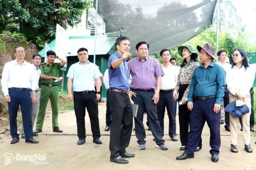 Khảo sát các cảng, bến thủy trên sông Đồng Nai