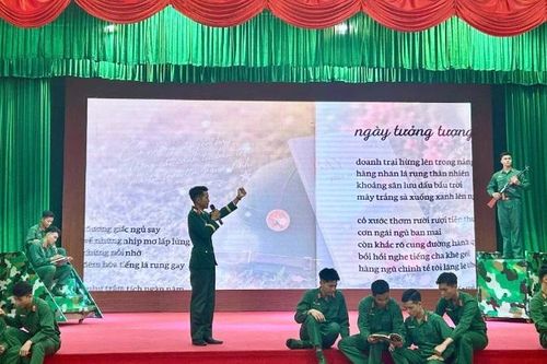 Thơ ca bồi đắp tâm hồn người lính