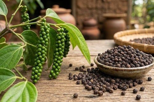 Giá nông sản hôm nay (5/6): Giá cà phê quay đầu giảm, hồ tiêu ổn định