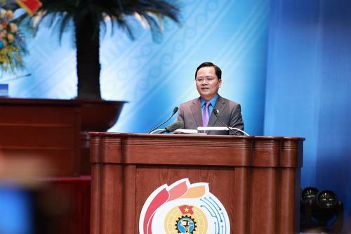Tô thắm thêm truyền thống vẻ vang của tổ chức Công đoàn