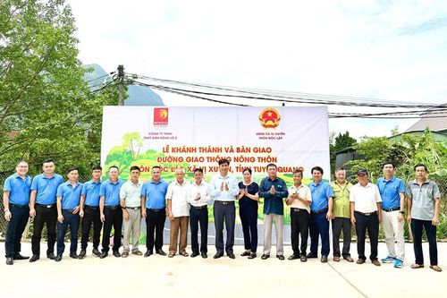 Khánh thành tuyến đường xóa điểm ngập úng thôn Độc Lập