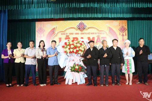 Xã Tràng Xá ra mắt Câu lạc bộ 'Giữ gìn bản sắc văn hóa dân tộc Mông'