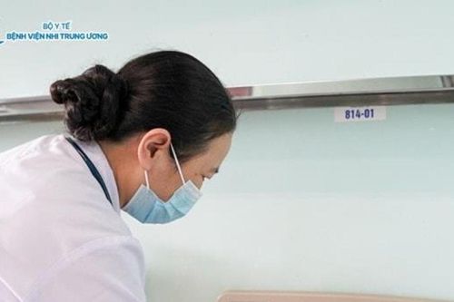 Ghép tế bào gốc đồng loài giúp bé trai 7 tuổi vượt qua bệnh ung thư hiếm gặp