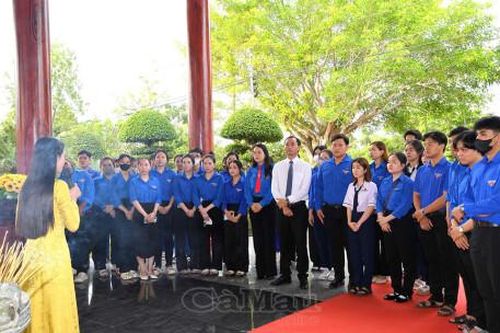 Tiếp bước theo con đường Bác Hồ đã chọn