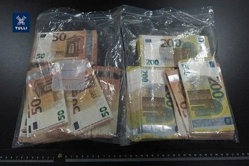 Bulgaria triệt phá xưởng in tiền euro giả