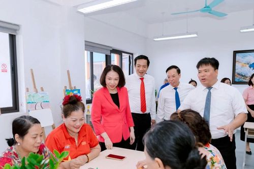 Hà Nội chính thức thí điểm Cơ sở chăm sóc sức khỏe ban ngày cho người cao tuổi đầu tiên tại thành phố