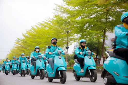 VinFast Evo đổi pin chưa đến 1 phút: Tài xế yên tâm chạy cả ngày không lo chi phí
