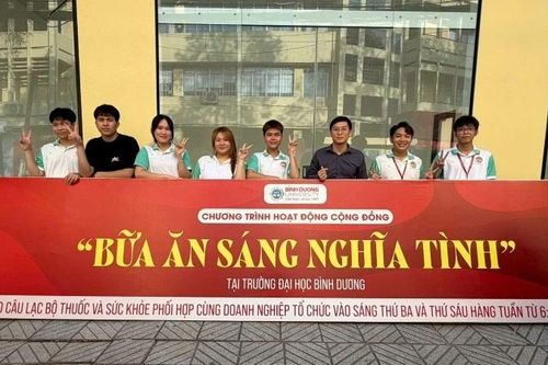 'Bữa ăn nghĩa tình', lan tỏa yêu thương trong giảng đường đại học