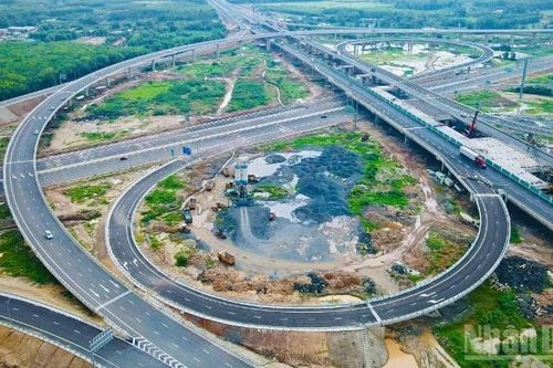 Khai thác nút giao Long Thành kết nối cao tốc và sân bay