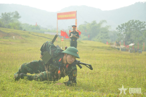 Cuộc sát hạch toàn diện của những binh nhì
