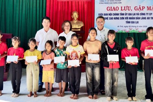 Ban Nội chính Tỉnh ủy Gia Lai giao lưu, gặp mặt làng kết nghĩa Ar Trớ