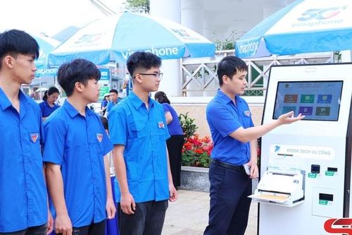 Quyết tâm gỡ 'điểm nghẽn' trong chuyển đổi số
