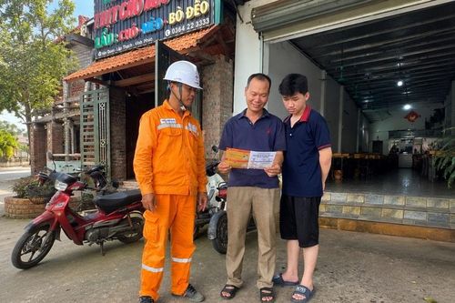 Điện lực Lập Thạch: Vui hè an toàn – không thả diều gần lưới điện