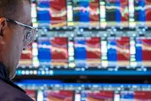 Phố Wall lao dốc mạnh, Nasdaq mất hơn 4% vì lo ngại Fed tăng lãi suất