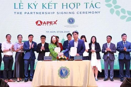 ULAW Career Day, tăng cường kết nối giữa nhà trường và doanh nghiệp
