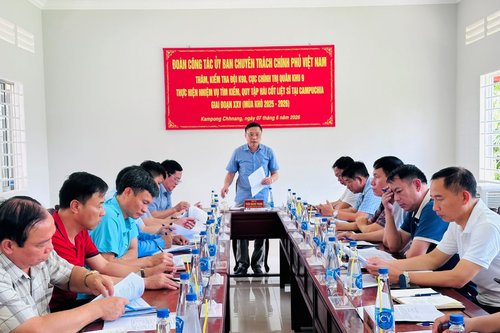 Phối hợp giải mã thông tin về mộ liệt sĩ quân tình nguyện và chuyên gia Việt Nam tại Campuchia