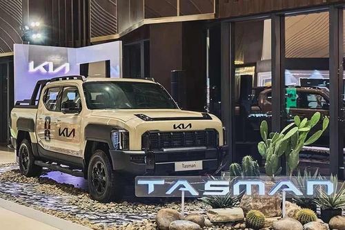 [GALLERY] Cận cảnh Kia Tasman đầu tiên về Việt Nam, 'đấu' Ranger và Hilux
