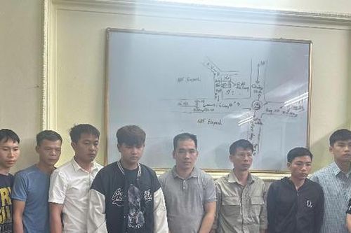 Khởi tố 11 người tham gia đánh bạc trên các trang web EE88, XOSO66, S666