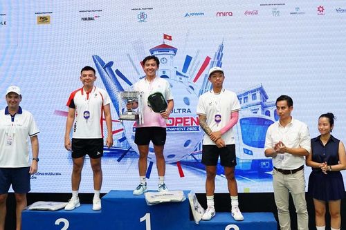 Phúc Huỳnh thắng đẹp Lý Hoàng Nam, vô địch Pickleball châu Á mở rộng