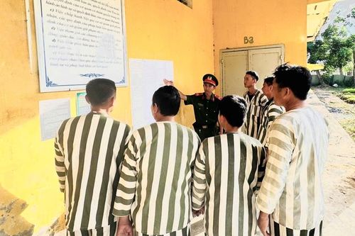 Quy định về đồ vật cấm đưa vào nơi chấp hành án phạt tù