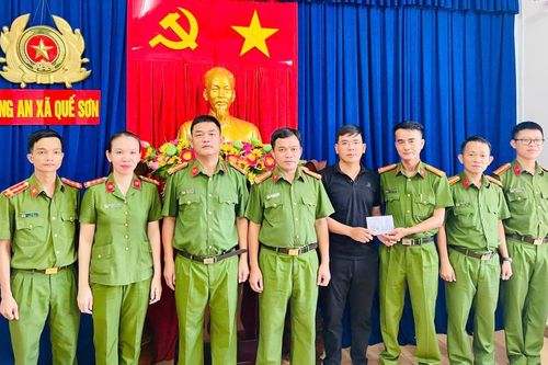 Gặp mặt cán bộ, chiến sĩ đến nhận nhiệm vụ tại Cục Quản lý xuất nhập cảnh