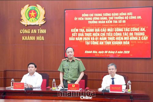 Thứ trưởng Bộ Công an Đặng Hồng Đức kiểm tra, đánh giá các mặt công tác tại Công an tỉnh Khánh Hòa