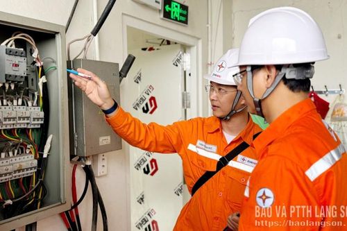Tiết kiệm điện mùa nóng