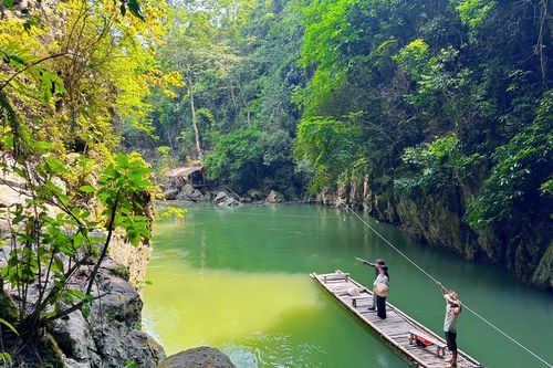Suối Bản Án - Vẻ đẹp nguyên sơ giữa núi rừng Tuyên Quang
