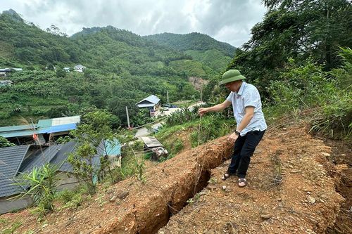 Chủ động ứng phó nguy cơ sạt lở đất ở vùng cao