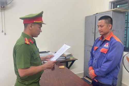Khởi tố tài xế xe bơm bê tông sau vụ đổ cần bơm làm một người chết tại Hà Tĩnh