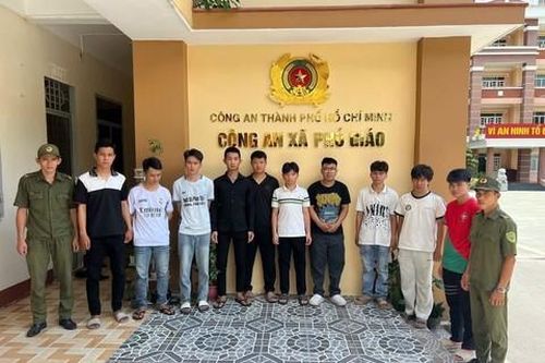 Tạm giam nhiều đối tượng gây rối trật tự công cộng