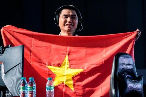 Ban đêm livestream game, ban ngày làm ông chủ trại dông cát