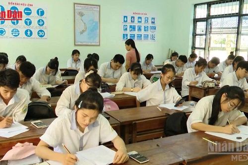 [Video] Mưa giông xuất hiện nhiều nơi trong ngày thi tốt nghiệp THPT 2026