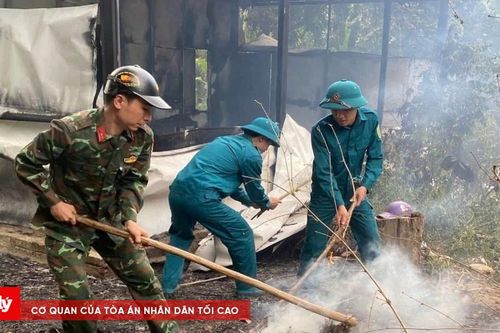 Hỗ trợ gia đình hộ nghèo sau vụ hỏa hoạn