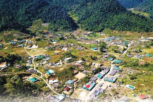 Chuyện về một dòng họ đặc biệt nơi cổng trời Mường Lống