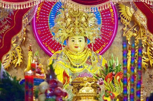 Đặc sắc Lễ tắm Bà Chúa Xứ núi Sam